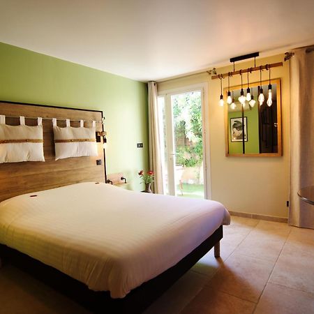 카시스 La Demeure Insoupconnee B&B 외부 사진